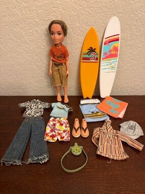 Vtg Bratz Boyz Doll Sun-Kissed Summer Cade Original Outfit Accessories 2003 MGA